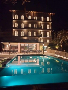 Hotel Ristorante Al Caminetto WorldHotels Crafted Adults Only Torri Del Benaco
